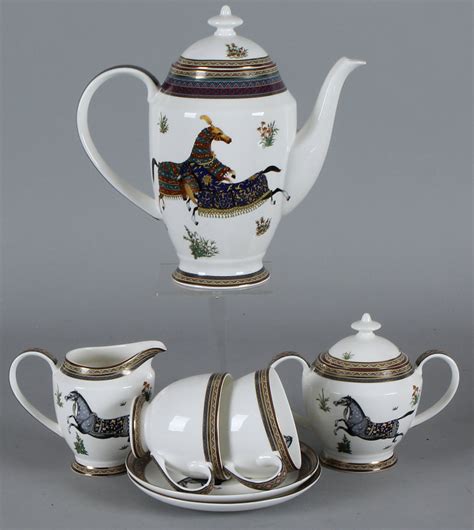 servies hermes